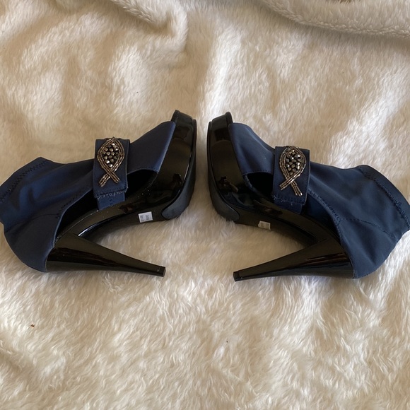 Vintage SOCK ANKLE Booties Stilettos Platform with Beaded Embellishment Size 7 - Picture 6 of 17